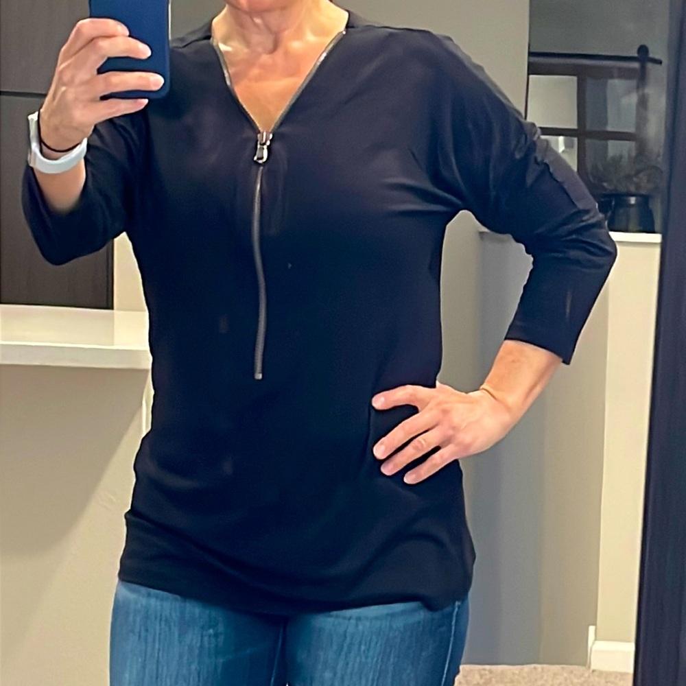 Venus 3/4 length shirt